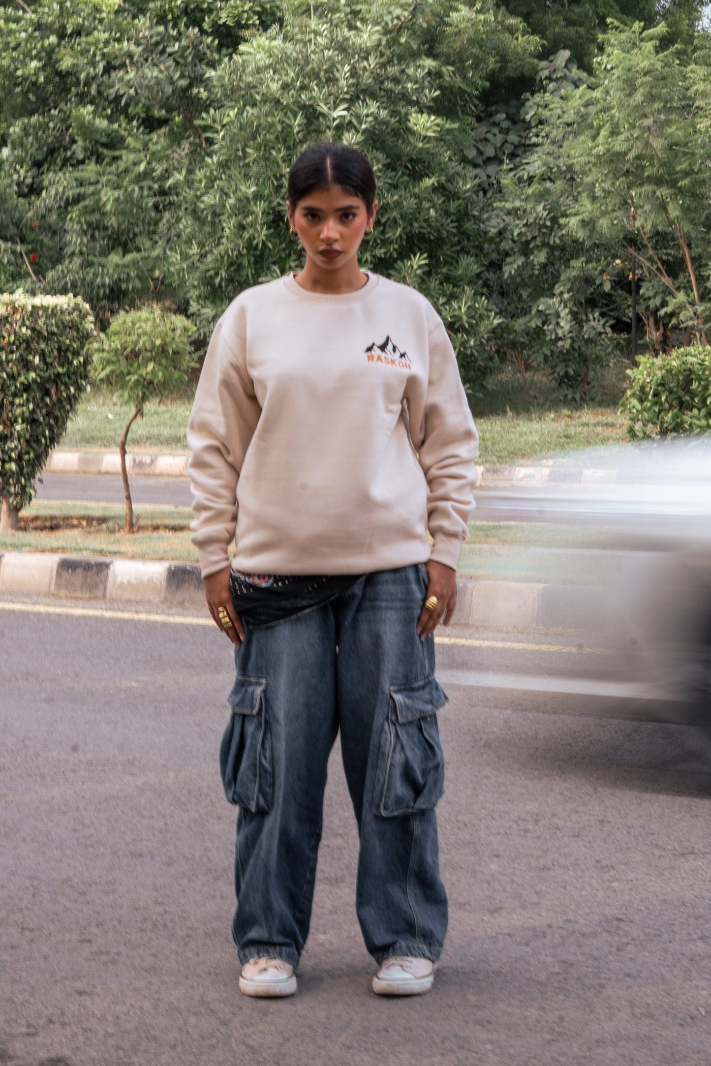 Sweatshirt
